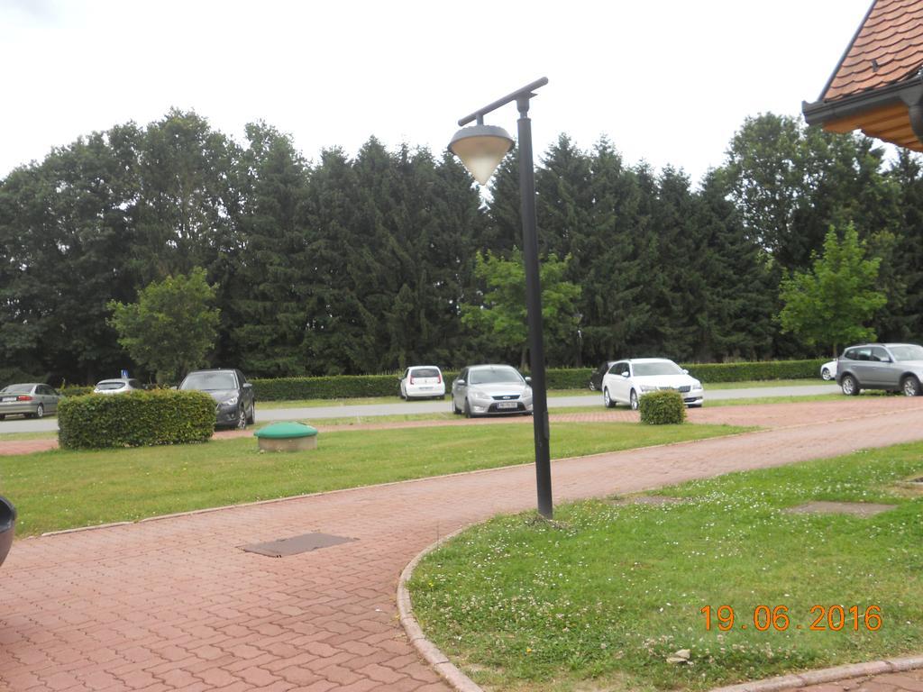 Apartment Nagelj Moravske-Toplice Eksteriør billede